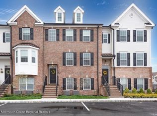 18 River St, Red Bank, NJ 07701
