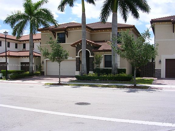 4th image of 9832 NW 87th Ter