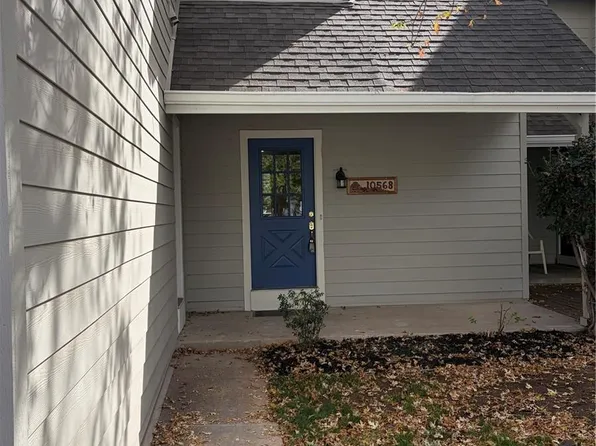 10568 E Park Mountain, Littleton, CO 80127