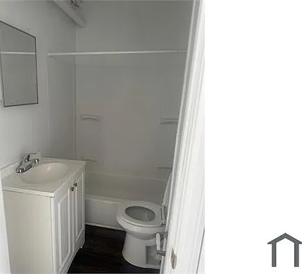 86 Pequonnock St #2 — Photo 3