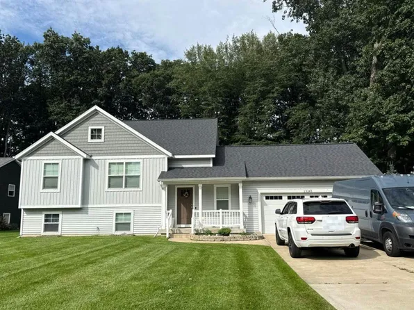 13245 Sequoia St, Holland, MI 49424