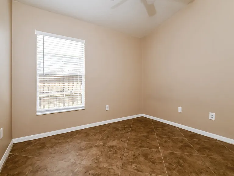 8424 Deer Chase Dr — Photo 13