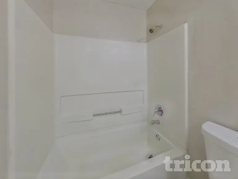 2543 Mistletoe Ln — Photo 14