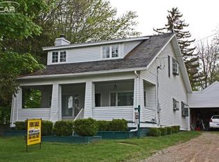 715 E Main St, Flushing, MI 48433