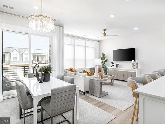 4th image of 23650 Havelock Walk Ter Unit 306