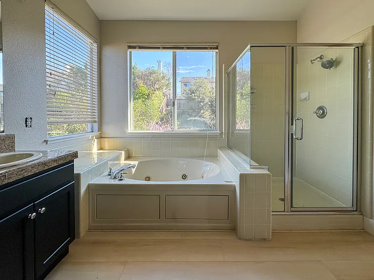 5181 Stone Canyon Dr — Photo 44
