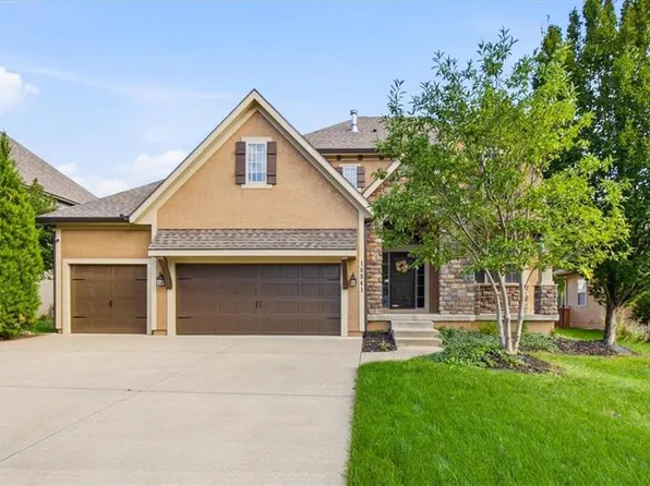 10841 S Hastings St, Olathe, KS 66061