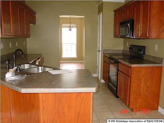 4th image of 4100 Louden Dr