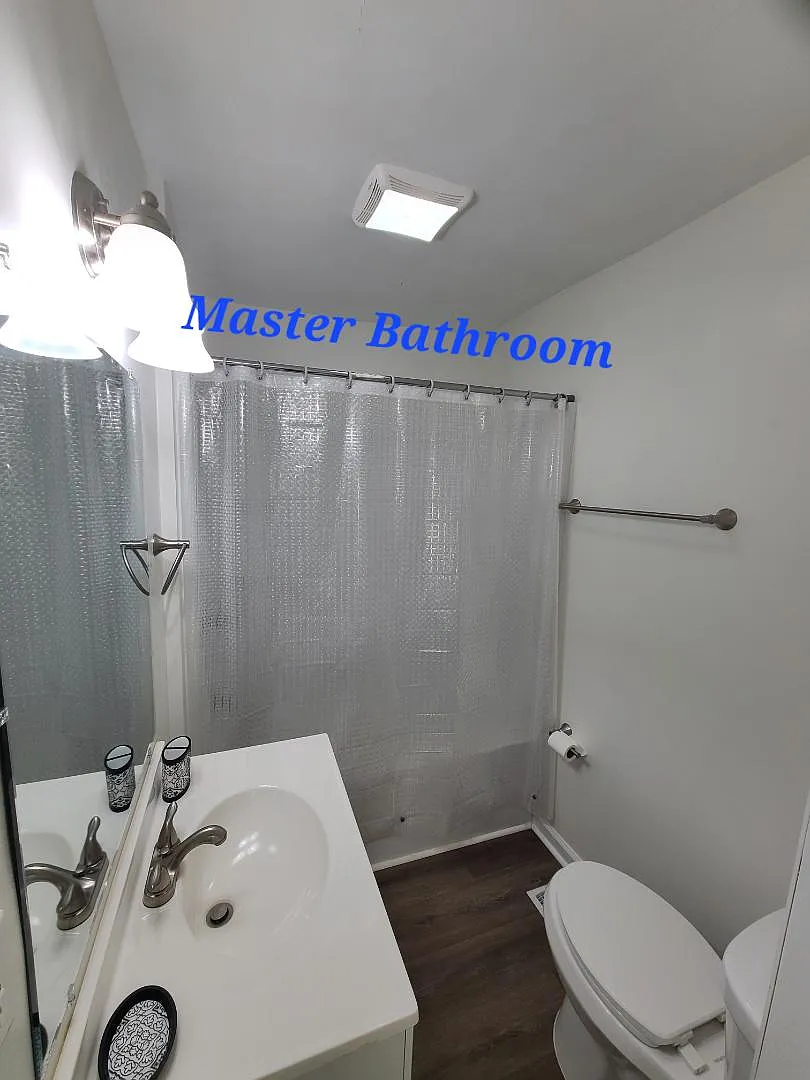 3630 Old Easley Bridge Road - Room C - Master Suite with Private Bathroom (Greenville SC) — Photo 2