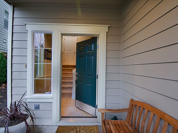 4th image of 6822 Silent Creek Ave SE