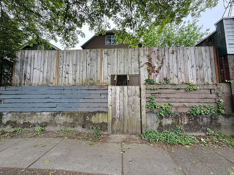 4429 Rainier Ave S — Photo 12
