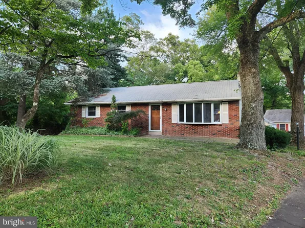 6041 Grant Ave, Bensalem, PA 19020