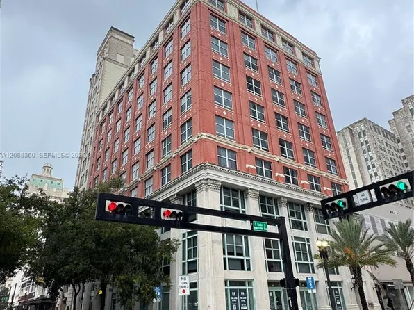 111 E Flagler St, Miami, FL