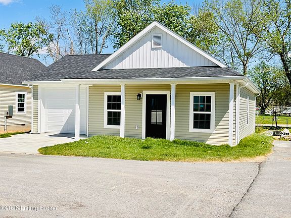 4th image of 401 Strawberry Ln