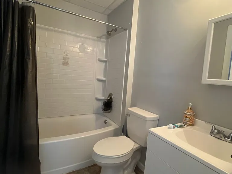 360 Lehigh Ave — Photo 10