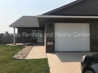 301 Jerry Pl, Tea, SD 57064