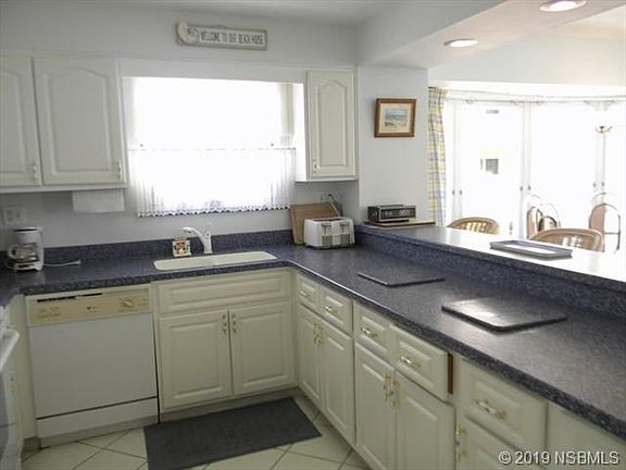 2nd image of 601 N Atlantic Ave APT 701