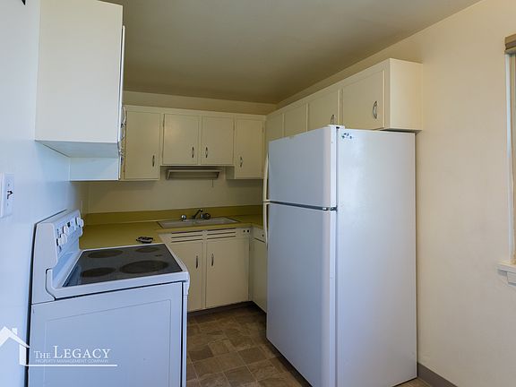 4th image of 325 S Kimball St APT 2