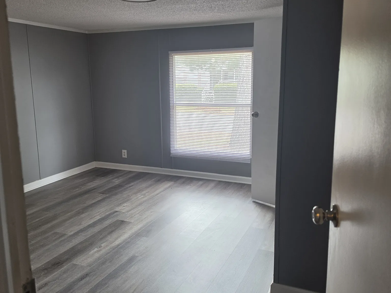 2 bed, 1064 sqft, $1,300 — Photo 3