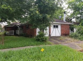 2512 Dewberry Ln, Pasadena, TX 77502