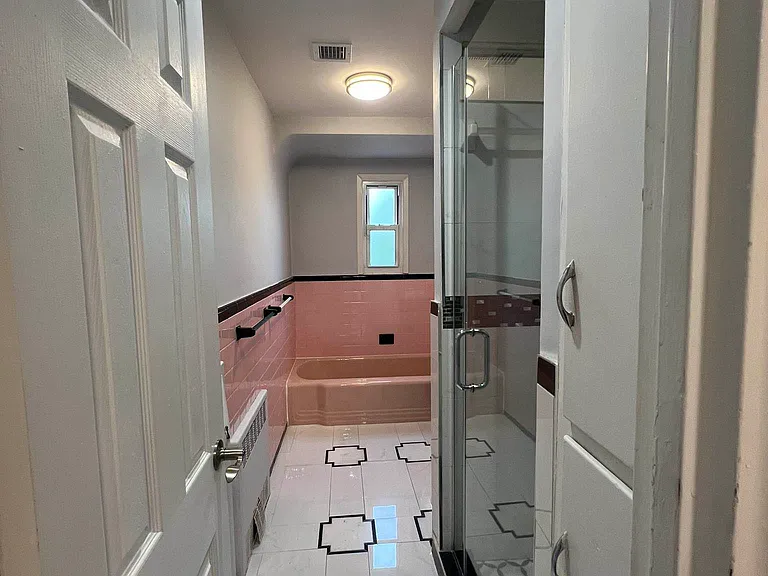 1297 E 49th St #2 — Photo 7