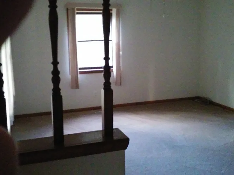 618 S Main St — Photo 4