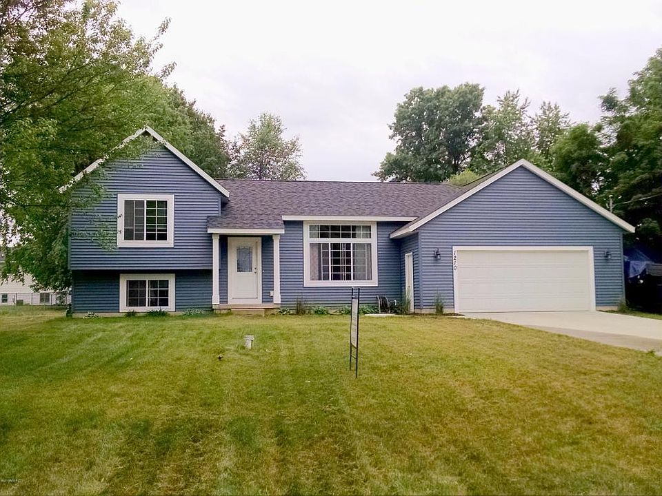 1st image of 1210 Woodland Dr
