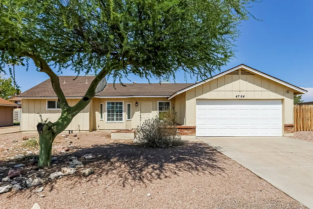 4 bed, 2.0 bath, 1730 sqft, $2,365 — Photo 1