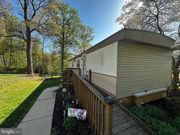 1403 Mill Rd, Elizabethtown, PA 17022