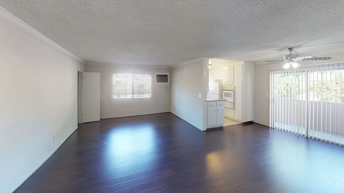 Building Photo - HYW - Hayworth Apts.