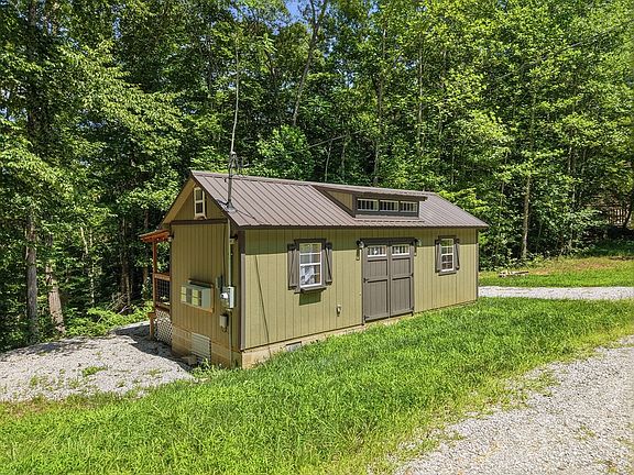 4th image of 5696 Eagles Cove Rd