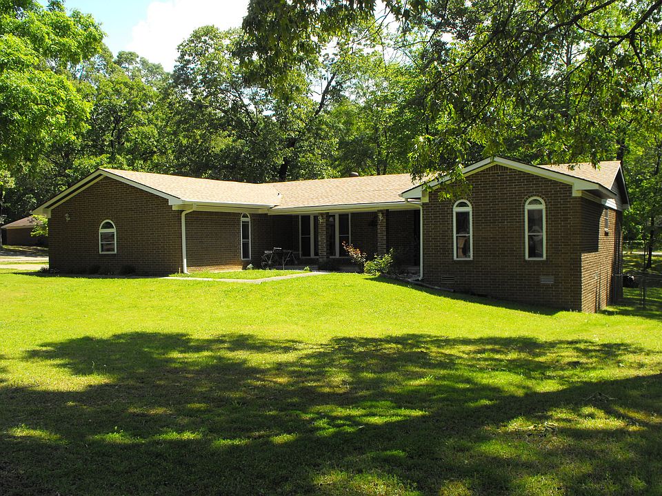 1st image of 151 Dawn Dr