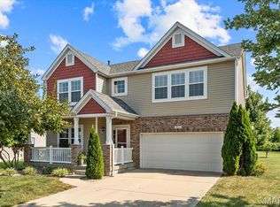 3841 Winward Way Dr, Swansea, IL 62226