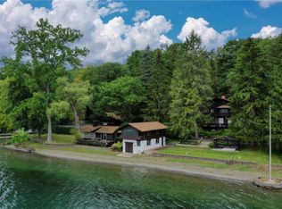 8659 E Bluff Dr, Penn Yan, NY 14527