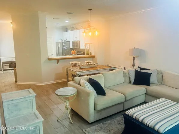 12301 KERNAN FOREST Boulevard #1404, Jacksonville, FL 32225