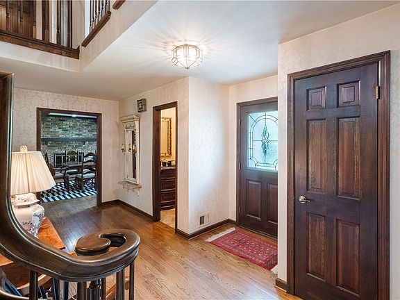 5th image of 4282 Green Glade Ct