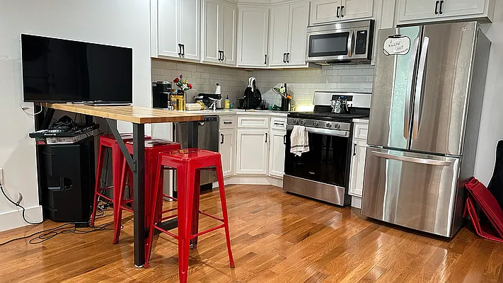 Rented by EXP Realty NYC | media 12