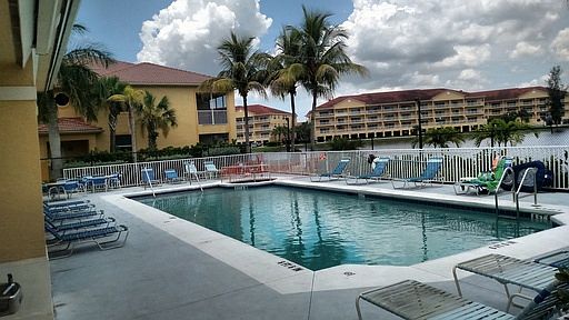 5th image of 4101 Bellasol Cir APT 1223