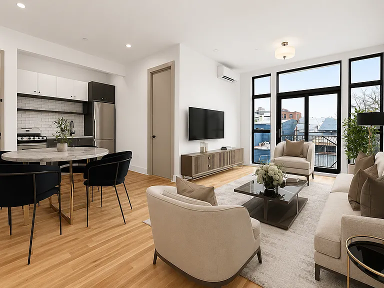30 Belvidere St #3B — Photo 2