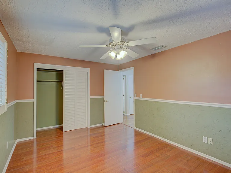 31 Freshwater Dr — Photo 42