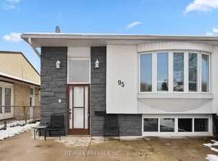 95 Daphne Cres, Barrie, ON L4M 2Y7