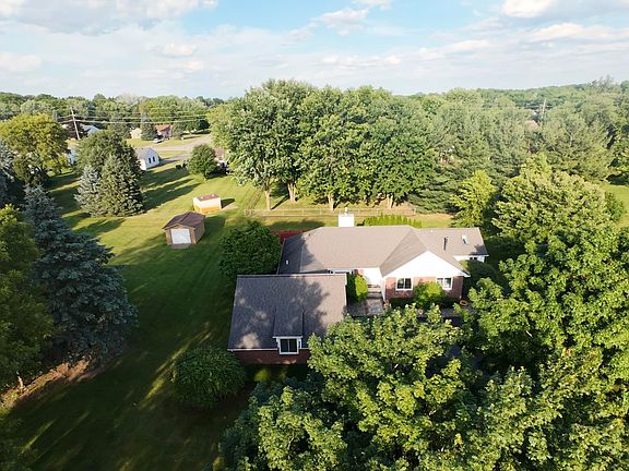 4th image of 29150 Willow Ln