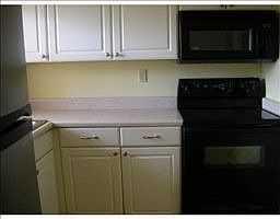 4th image of 8901 Sunrise Lakes Blvd APT 106