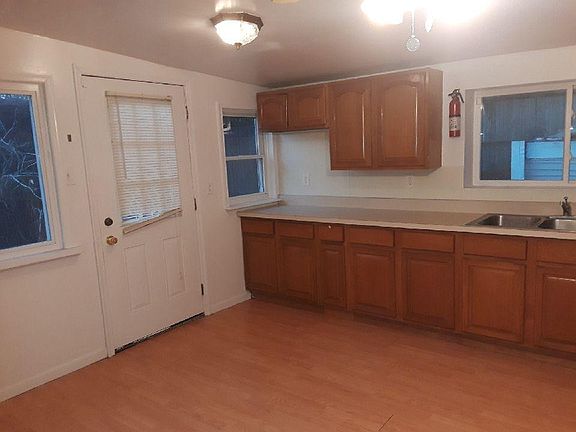 2nd image of 313 Anthony Ave