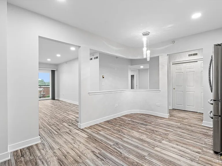 650 S River Rd #812 — Photo 11