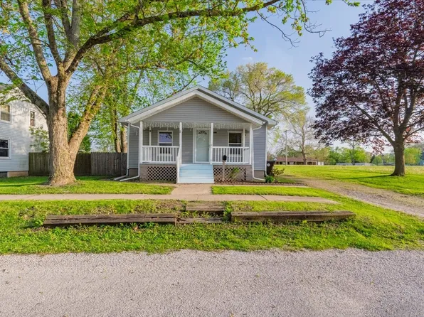 800 E Webster St, Clinton, IL 61727