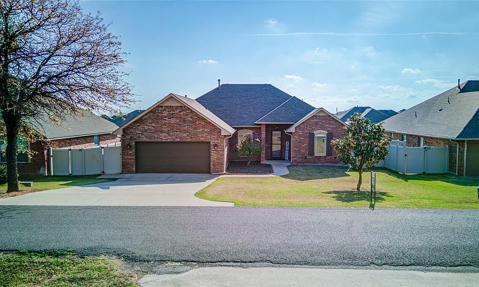 1st image of 612 N Timber Rd