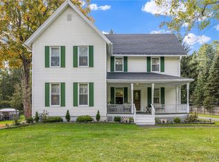 7263 Quaker Rd, Orchard Park, NY 14127