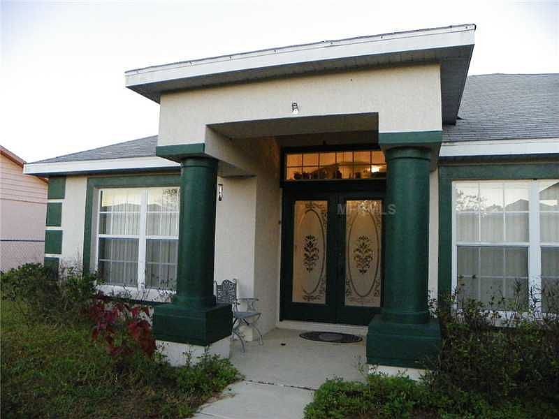 1st image of 719 Tahiti Dr