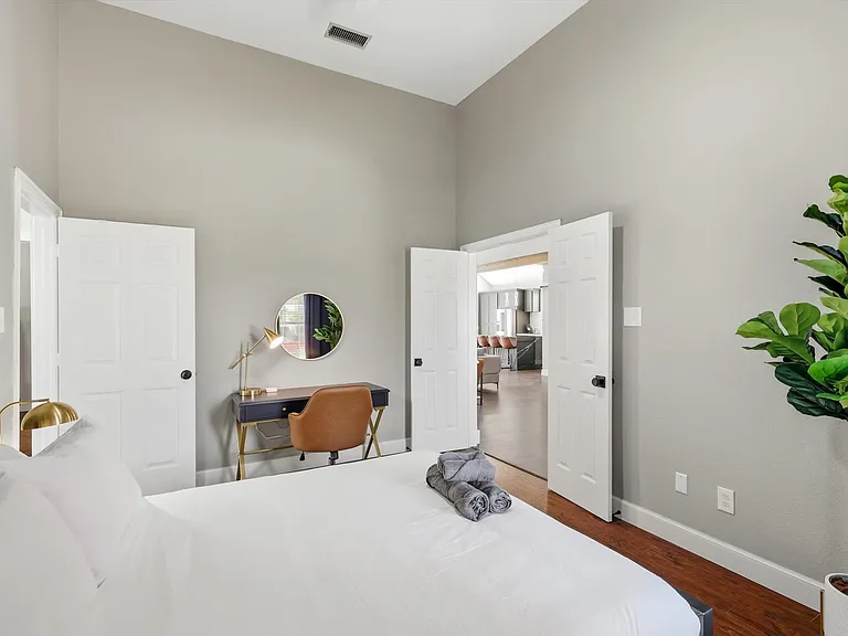 5709 Courtney Cir — Photo 36